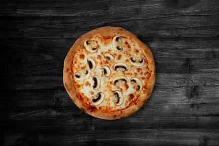Gombás pizza
